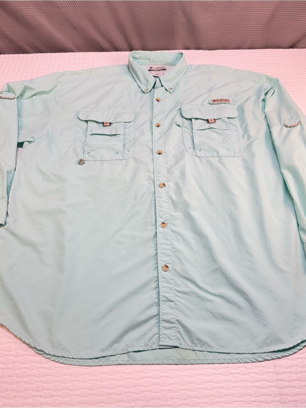 Columbia PFG Men's Light Aqua Button-Up Outdoor Shirt